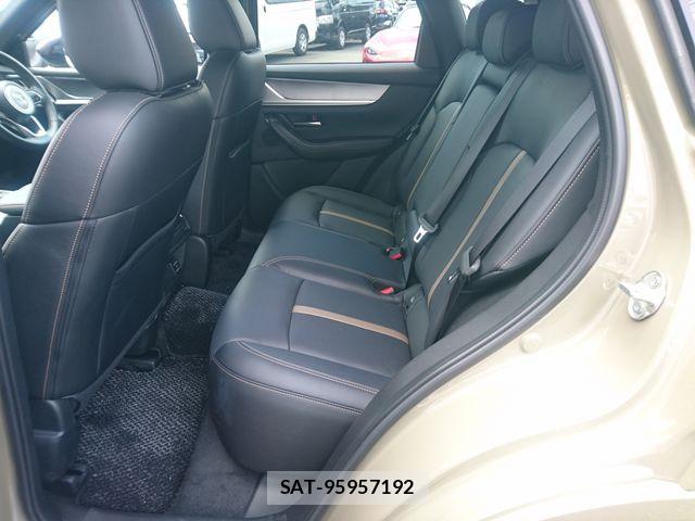 Mazda CX-60 2025-02 8365412-12