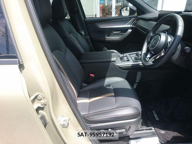 Mazda CX-60 2025-02 8365412-1