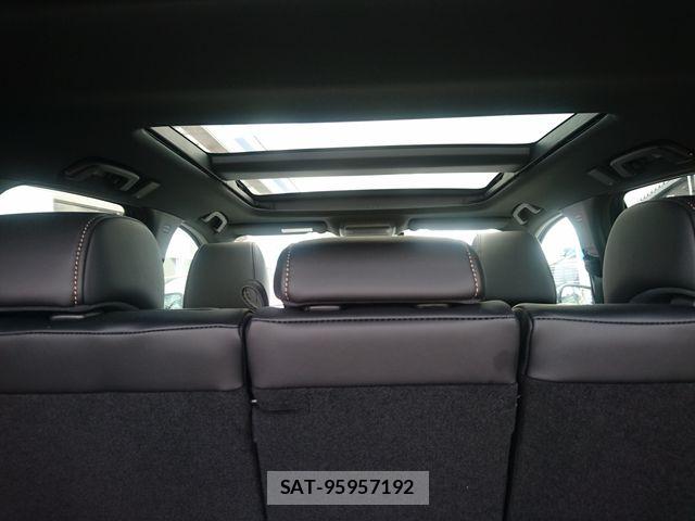 Mazda CX-60 2025-02 8365412-24