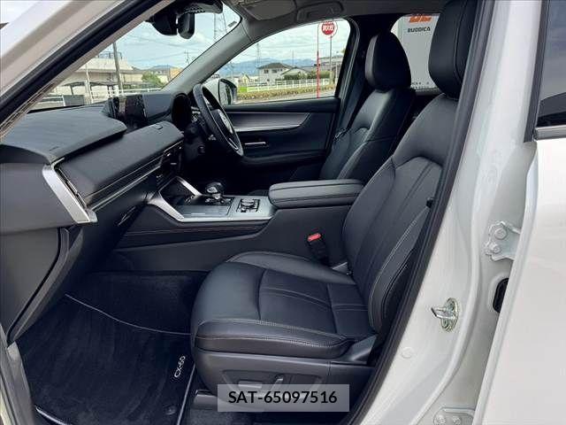 Mazda CX-60 2025-08 8365411-16