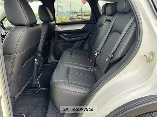 Mazda CX-60 2025-08 8365411-18