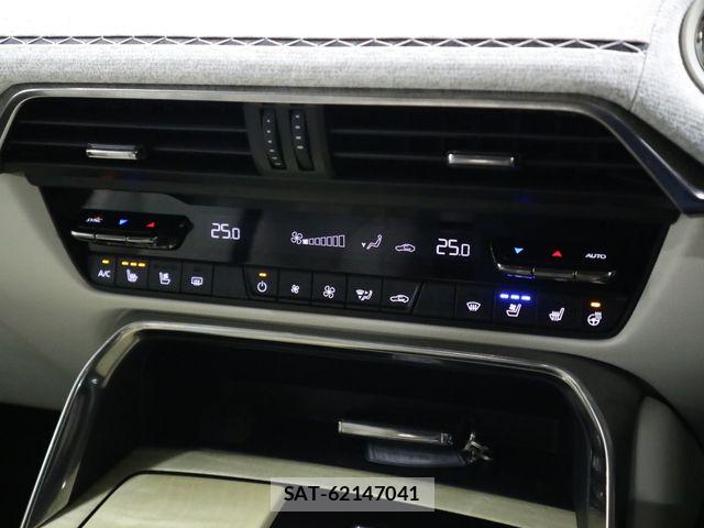 Mazda CX-60 2022-08 8411912-17