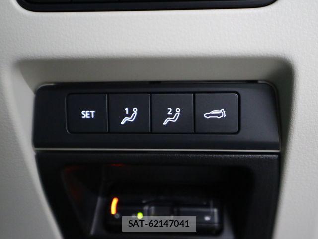 Mazda CX-60 2022-08 8411912-23