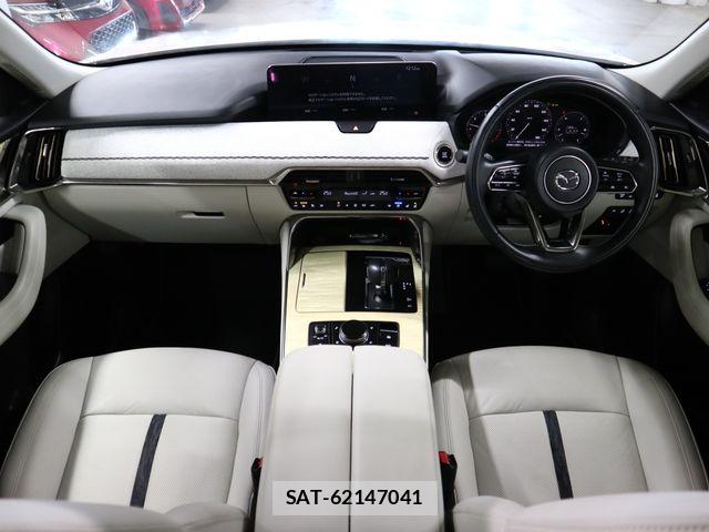Mazda CX-60 2022-08 8411912-2
