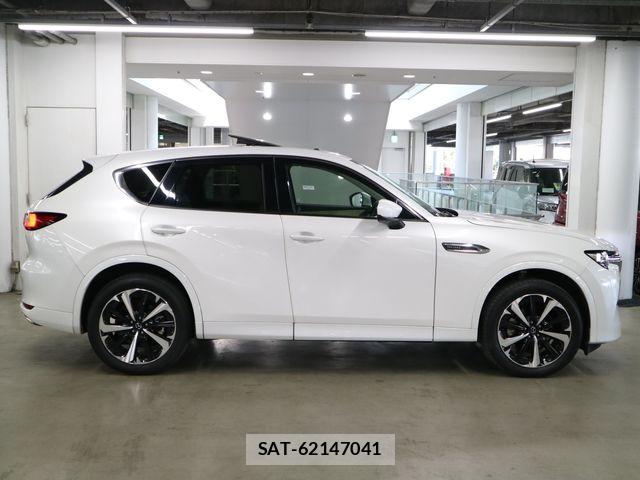 Mazda CX-60 2022-08 8411912-7