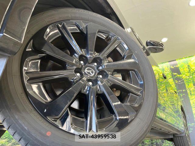 Mazda CX-60 2023-09 8457301-12