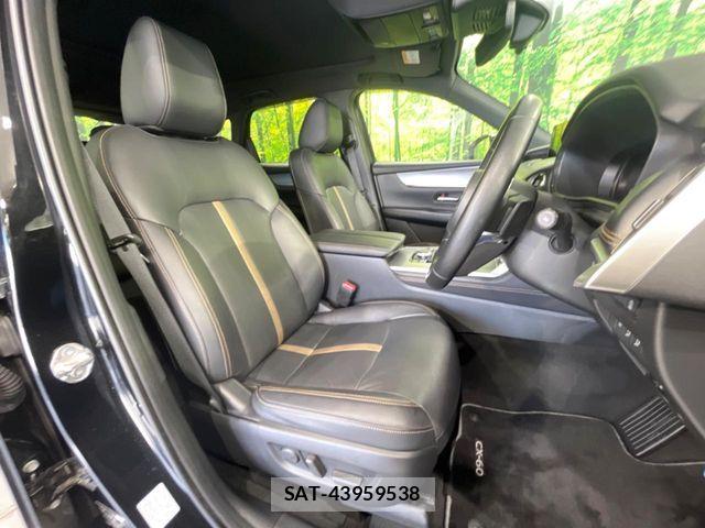 Mazda CX-60 2023-09 8457301-7