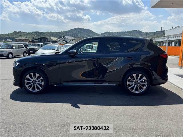 Mazda CX-60 2023-04 8524277-11