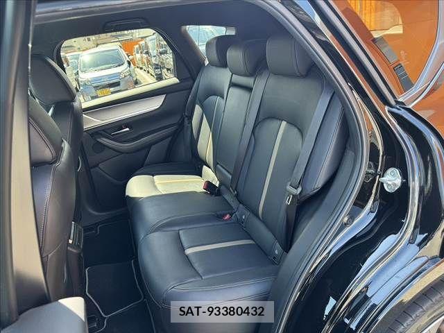 Mazda CX-60 2023-04 8524277-18