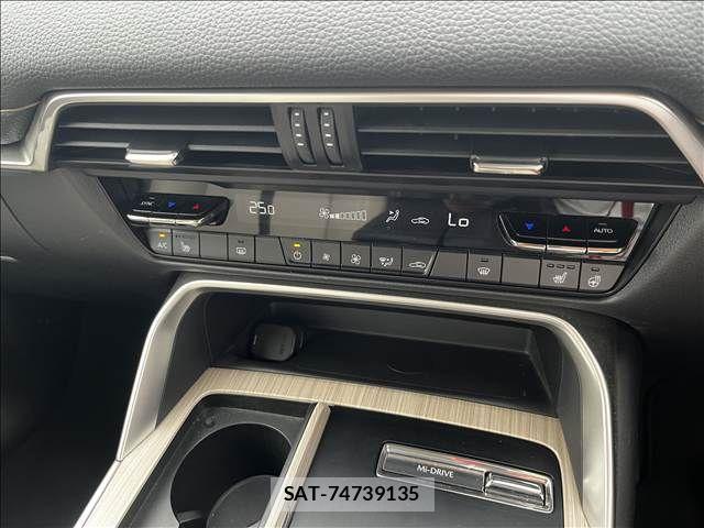 Mazda CX-60 2023-03 8561637-15