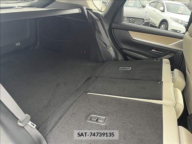 Mazda CX-60 2023-03 8561637-20