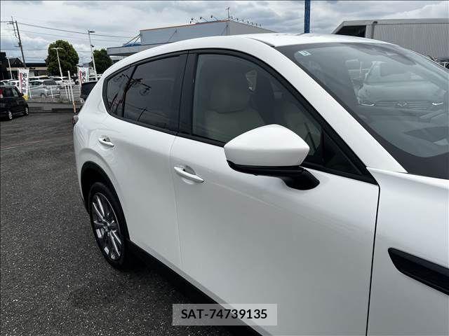 Mazda CX-60 2023-03 8561637-23