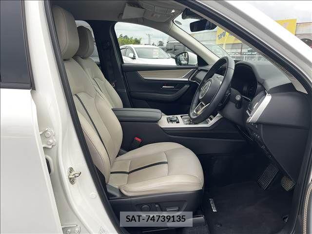 Mazda CX-60 2023-03 8561637-7