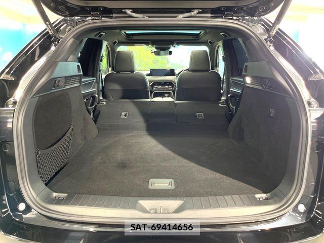 Mazda CX-60 2023-04 8626387-9