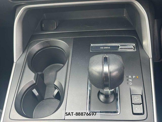 Mazda CX-60 2023-03 8685404-16