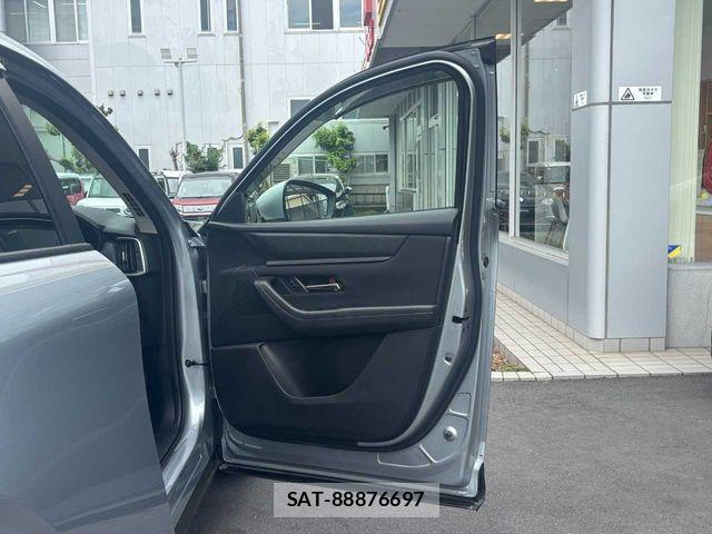 Mazda CX-60 2023-03 8685404-26