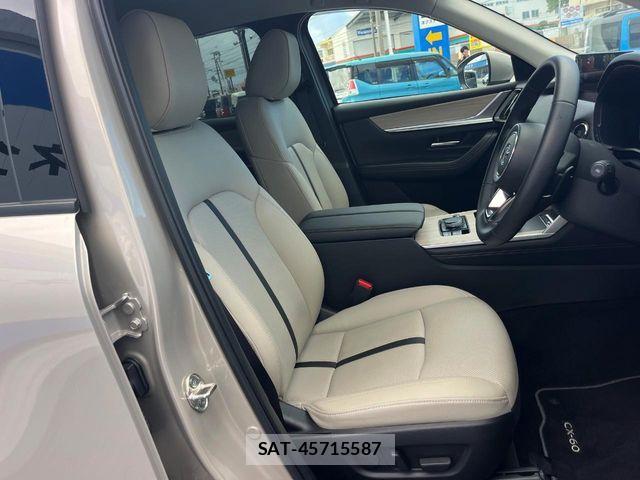 Mazda CX-60 2025-10 8685401-8