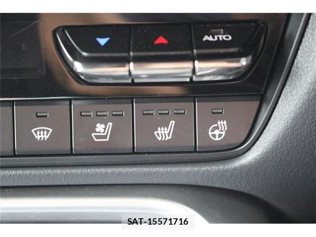 Mazda CX-60 2023-11 8741575-6