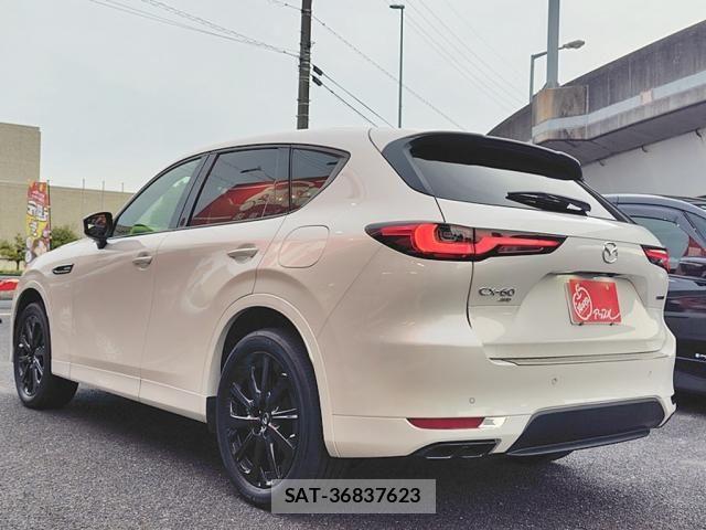 Mazda CX-60 2022-12 8741564-3