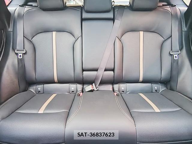 Mazda CX-60 2022-12 8741564-7