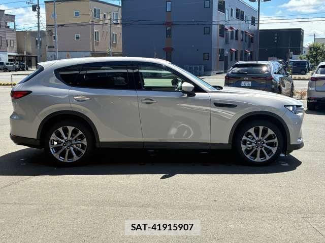 Mazda CX-60 2023-03 8741573-3