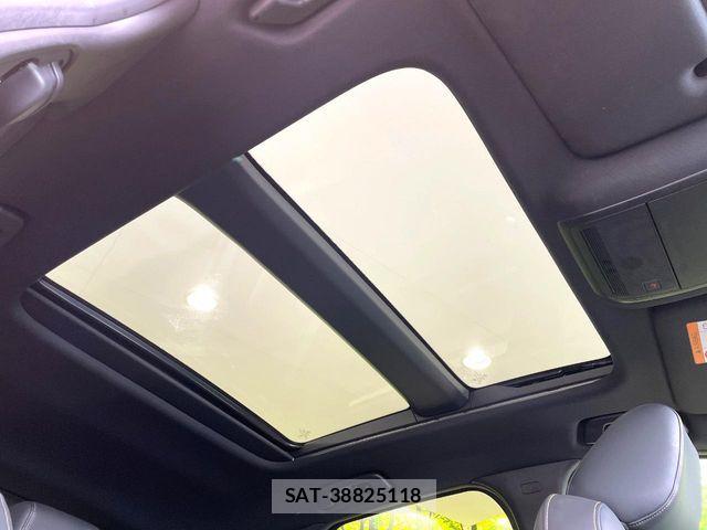 Mazda CX-60 2023-03 8741563-2