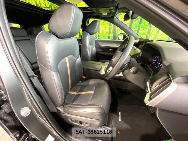 Mazda CX-60 2023-03 8741563-7