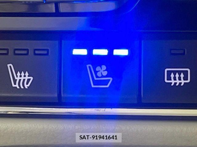 Mazda CX-60 2022-10 8741562-6