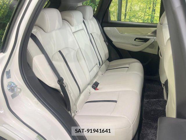 Mazda CX-60 2022-10 8741562-8
