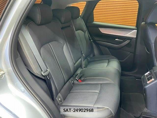 Mazda CX-60 2023-12 8795711-11