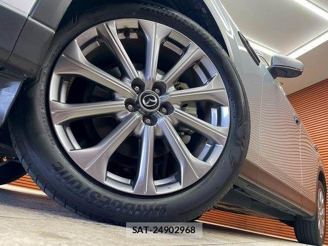 Mazda CX-60 2023-12 8795711-13
