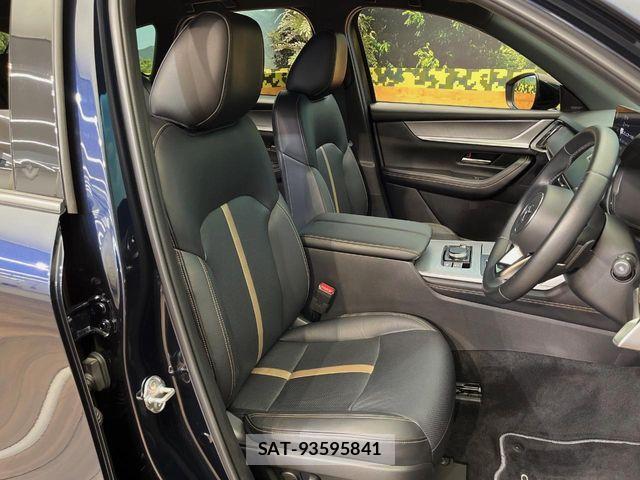 Mazda CX-60 2022-10 8828584-9