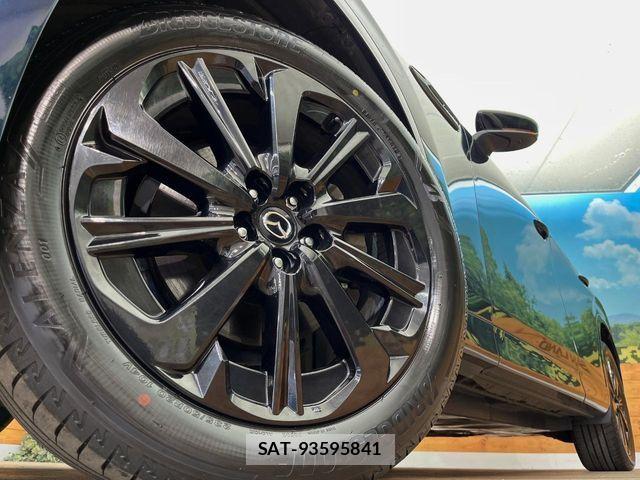 Mazda CX-60 2022-10 8828584-13