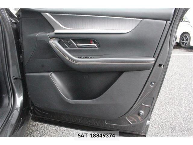 Mazda CX-60 2023-06 8840993-15