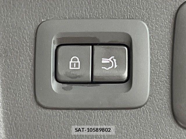 Mazda CX-60 2023-07 8879375-6