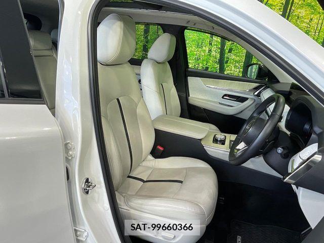 Mazda CX-60 2023-06 8879374-7