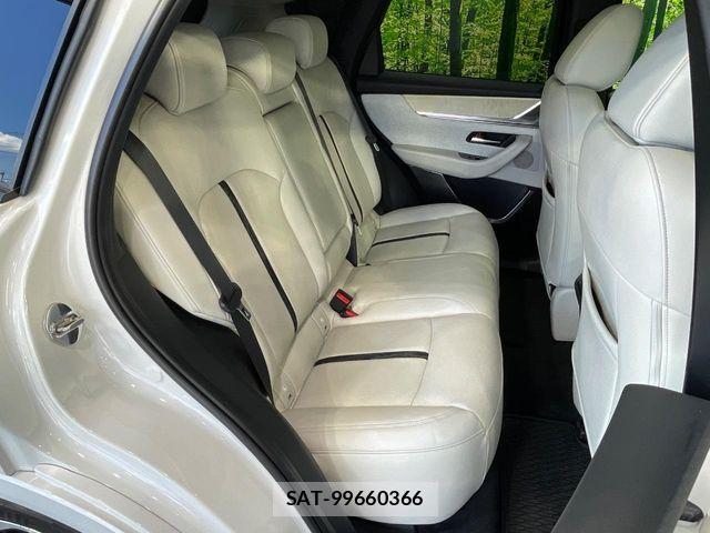 Mazda CX-60 2023-06 8879374-8