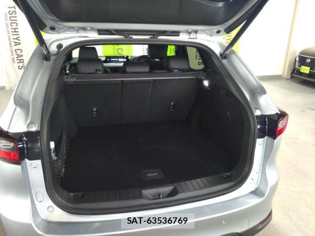 Mazda CX-60 2023-04 8883499-24