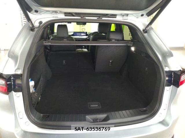 Mazda CX-60 2023-04 8883499-25