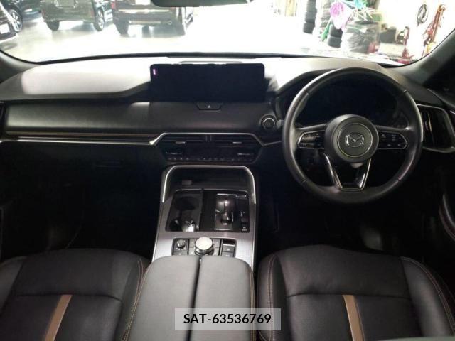 Mazda CX-60 2023-04 8883499-2