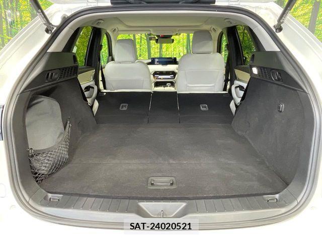 Mazda CX-60 2023-10 7217054-9