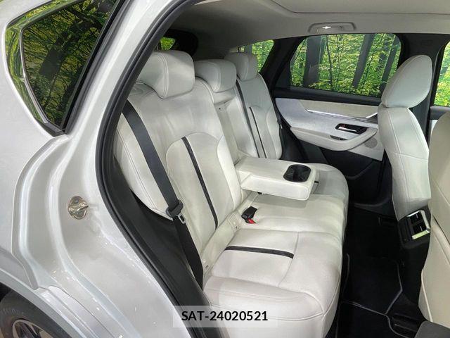 Mazda CX-60 2023-10 7217054-8