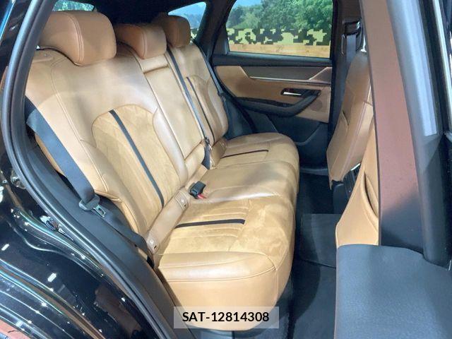 Mazda CX-60 2023-07 8883501-9