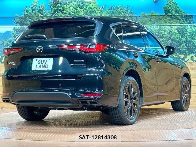 Mazda CX-60 2023-07 8883501-17