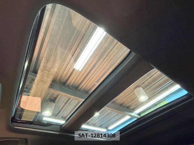 Mazda CX-60 2023-07 8883501-2
