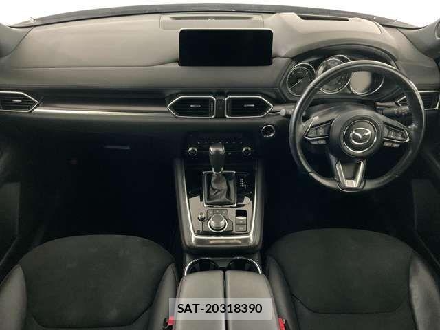 Mazda CX-8 2021-11 6213530-11