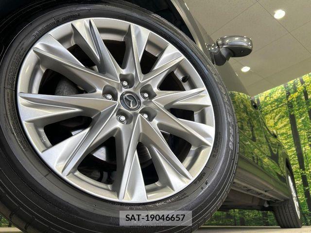 Mazda CX-8 2018-01 6611383-11