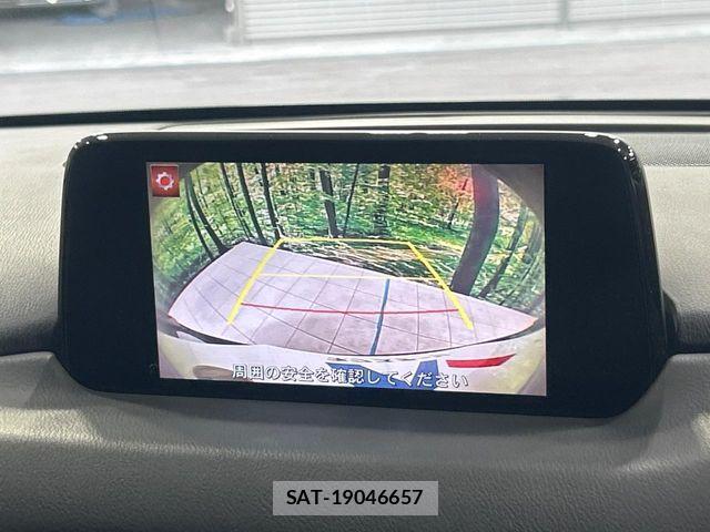 Mazda CX-8 2018-01 6611383-3