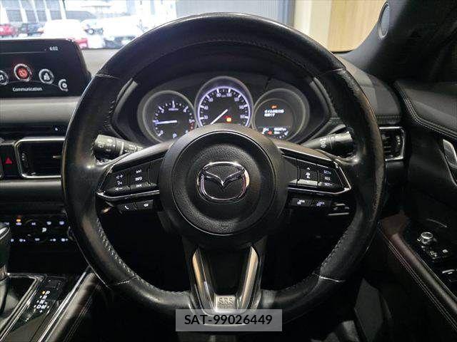 Mazda CX-8 2018-05 6671070-12