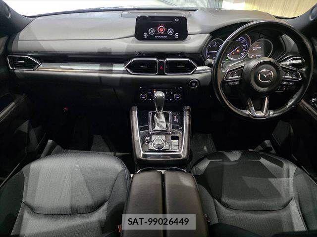 Mazda CX-8 2018-05 6671070-2